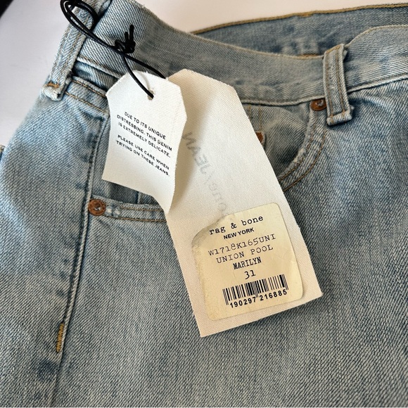 rag & bone Marilyn Distressed Straight Leg Raw Hem Crop Jeans Light Blue 31 NWT - Picture 14 of 15